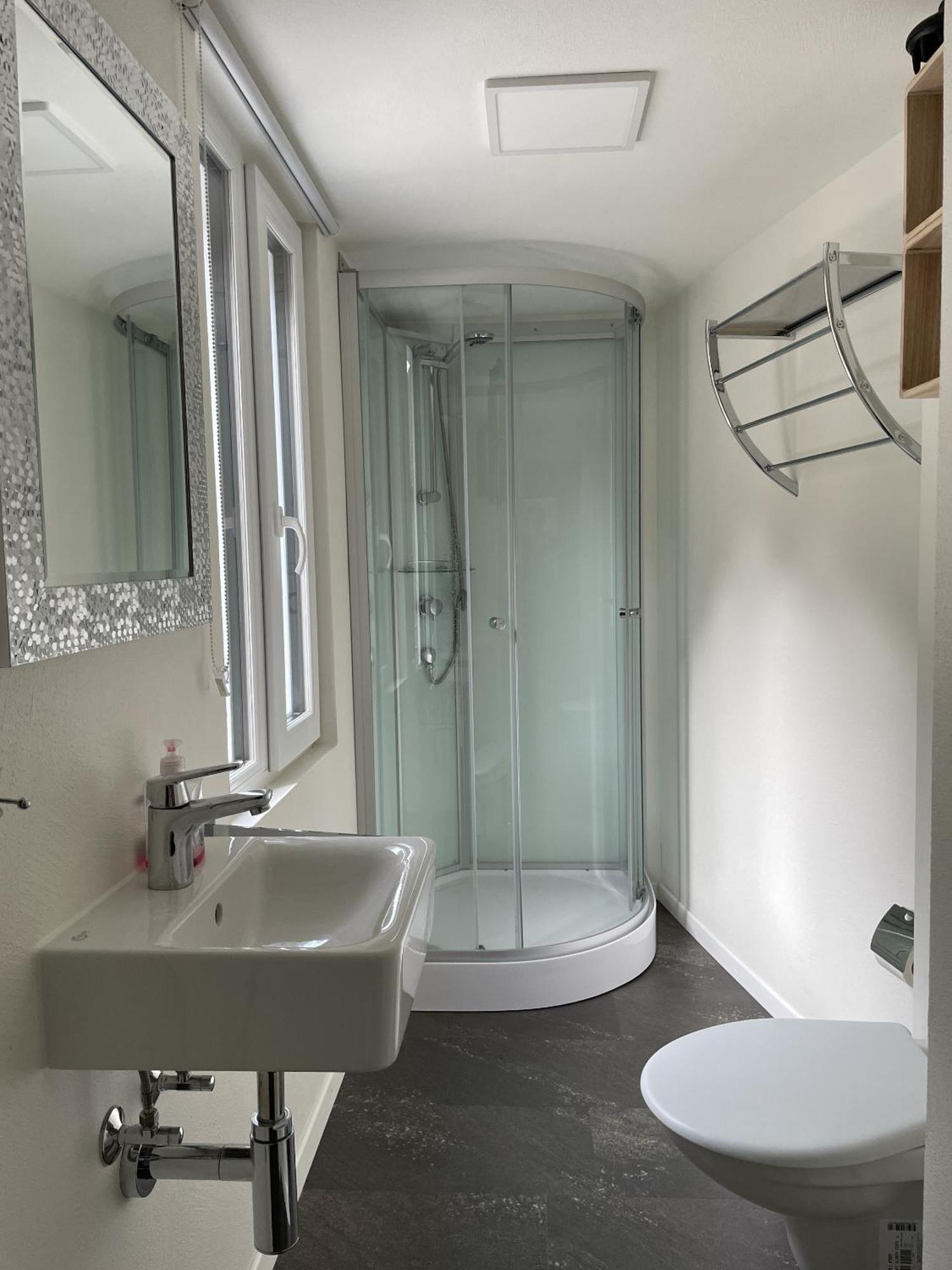 Hotel Sternen Гуртнеллен Экстерьер фото